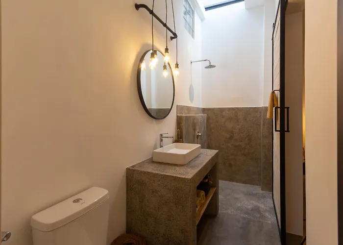 Officina 17 By Summerhouse Bali アパート *